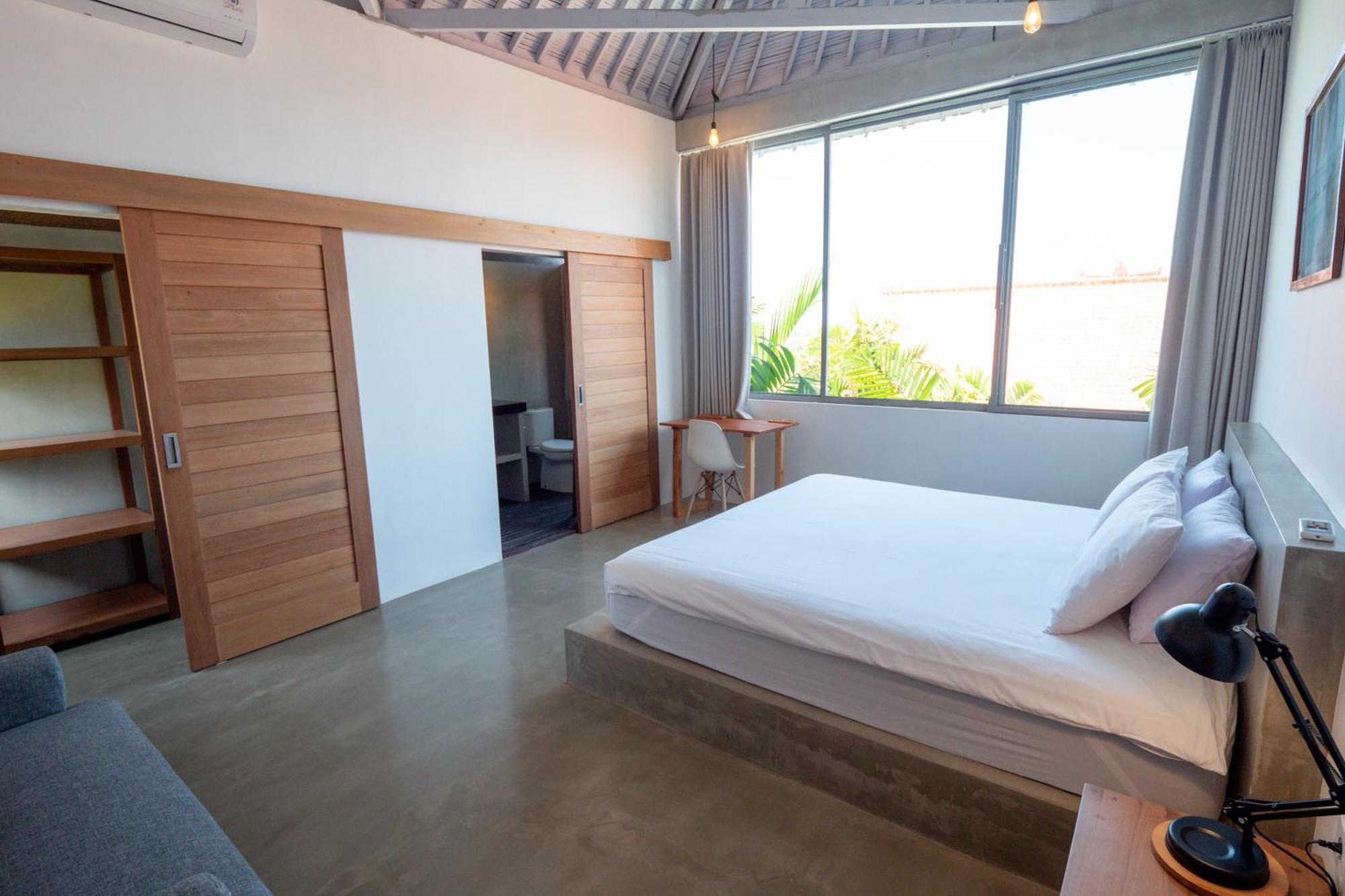 007 Surfhouse Bali Hotel